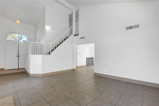 Building Photo - 2536 Charteroak St Rental