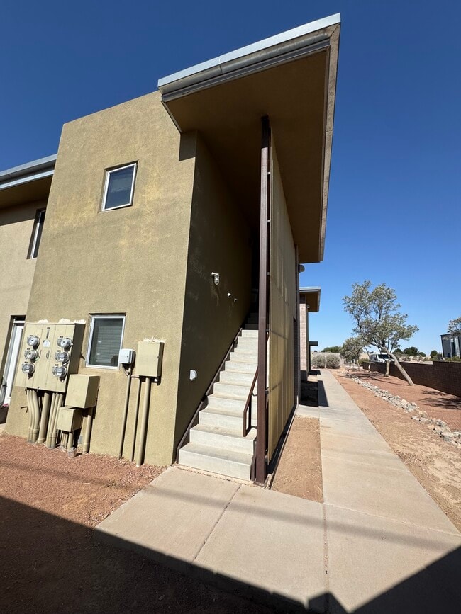Azotea Apartments 62+