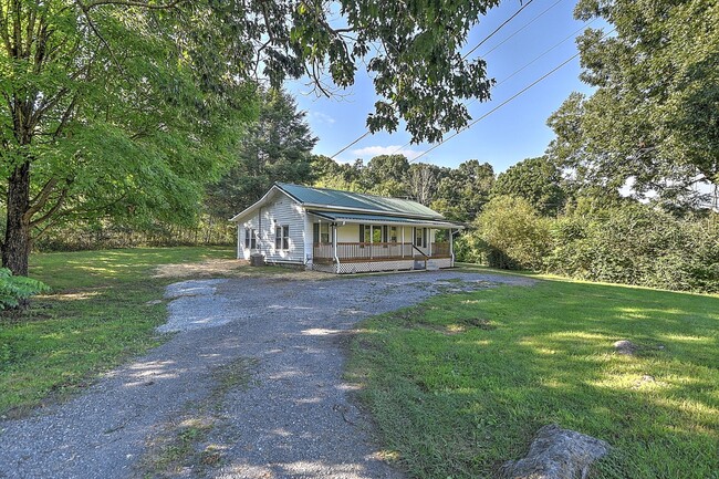 Photo - 875 S Pickens Bridge Rd