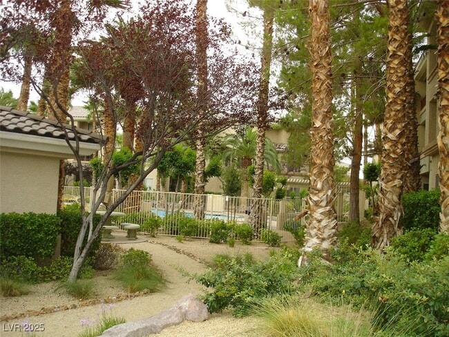 Building Photo - 7139 S Durango Dr Unit 305