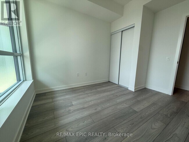 Photo - 110 Broadway Ave Unit 2913S