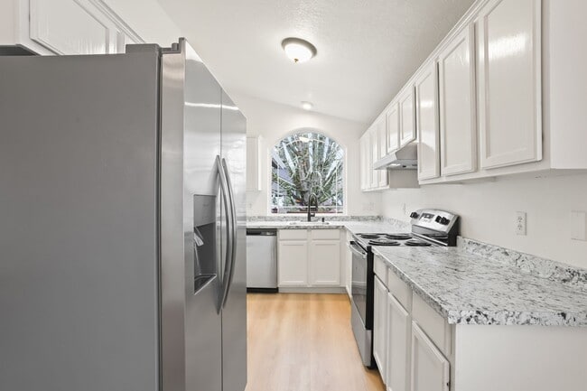 Photo - 3066 SW Corbeth Ln