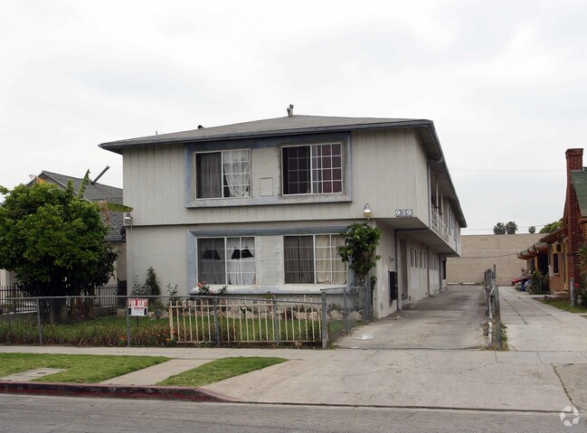 Building Photo - 939 N Oxford Ave Rental