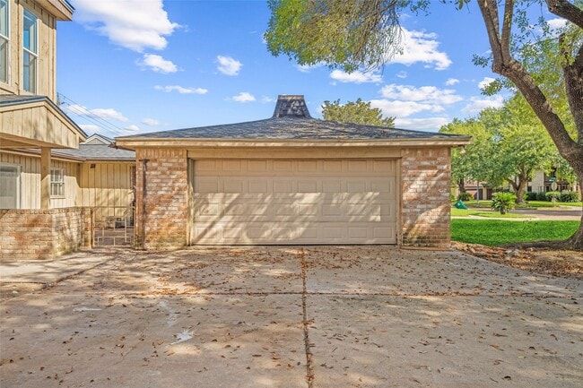 Photo - 10806 Bob White Dr