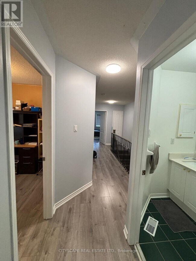 Photo - 57 Bunchberry Way