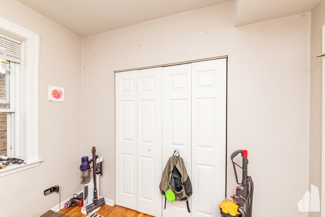 Photo - 1524 N Artesian Ave Unit 2