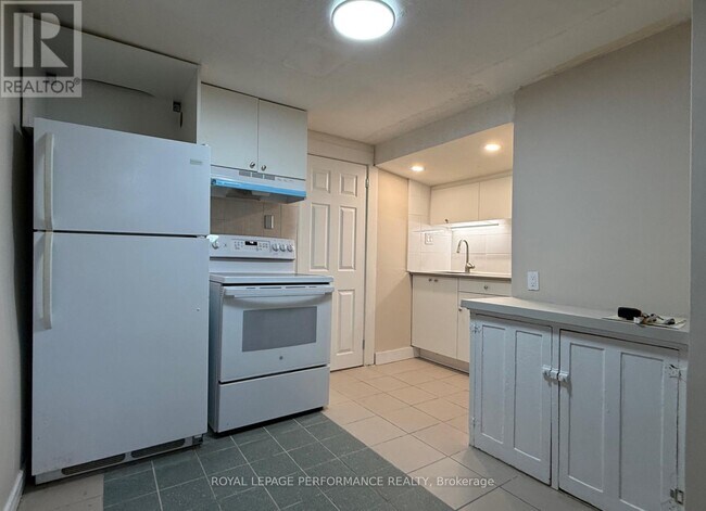 Photo - 143 Echo Dr Unit 1