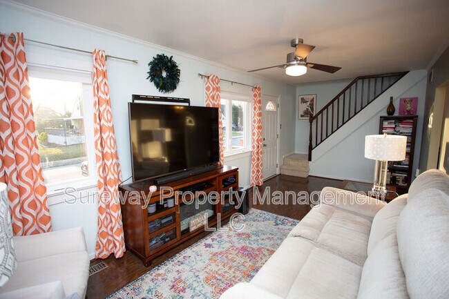 Photo - 833 Lincoln Ave