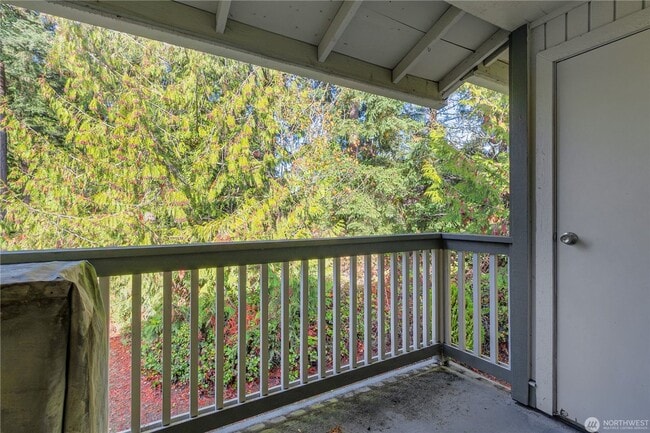 Photo - 419 S 325th Pl