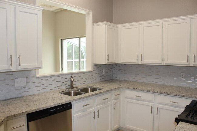 Photo - 2208 Quiet Wood Dr