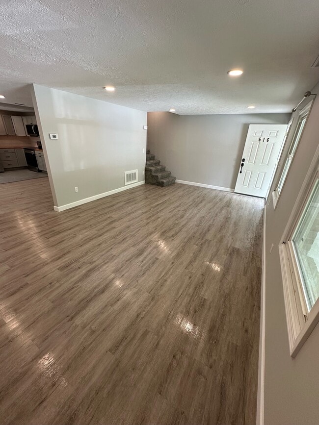 Photo - 516 Broken Oak Ct
