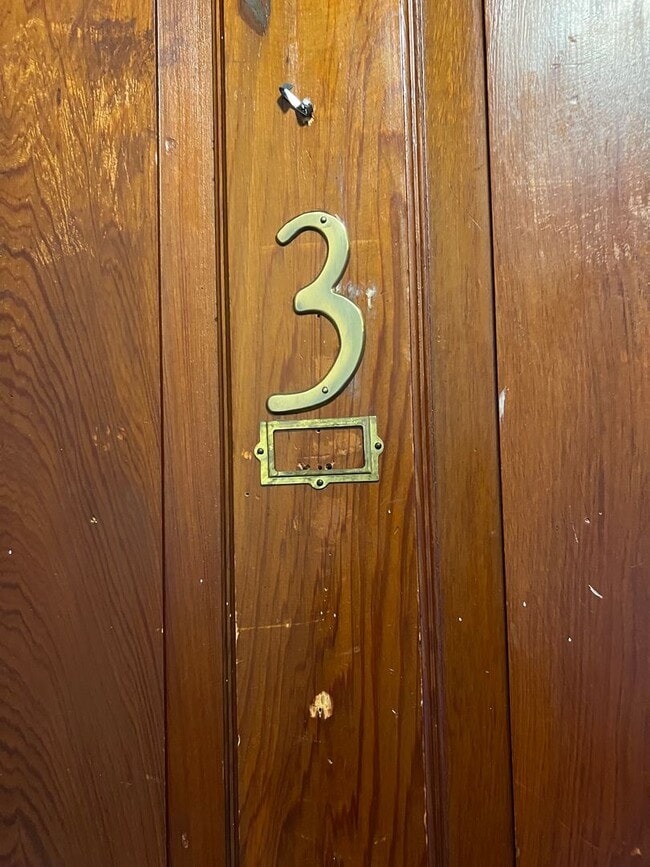200 Walnut St Unit 200 Walnut Apt 3