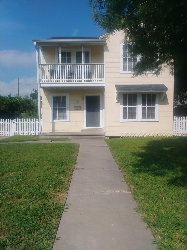 Nice 2-1-1 Located close to downtown and O... - Nice 2-1-1 Located close to downtown and O... House