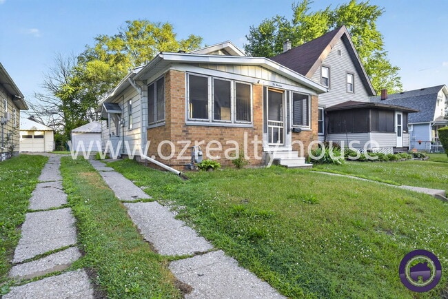 Photo - 1019 Coventry Ave