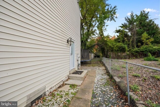 Building Photo - 1328 Dolley Madison Blvd