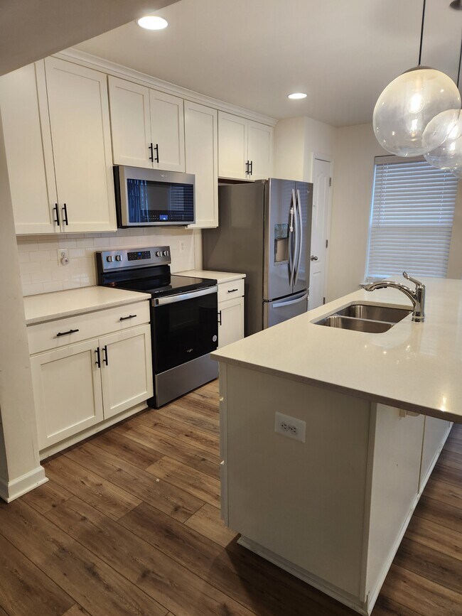 Photo - 24 Orch Grn Dr