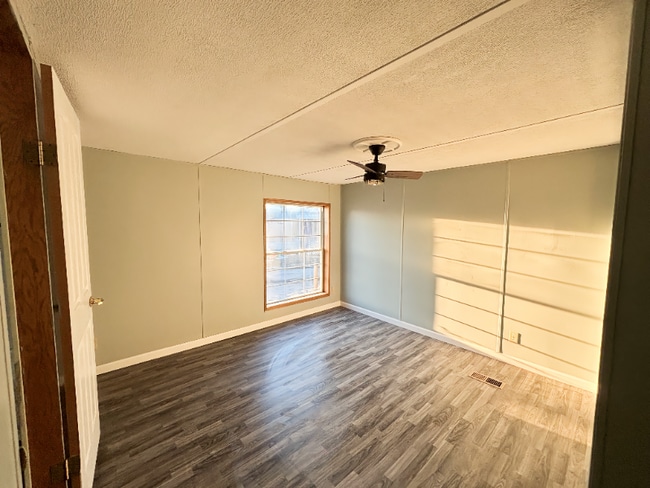 Photo - 711 N 19th St