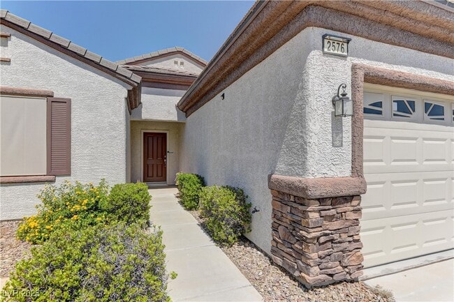 Photo - 2576 Chasma Dr