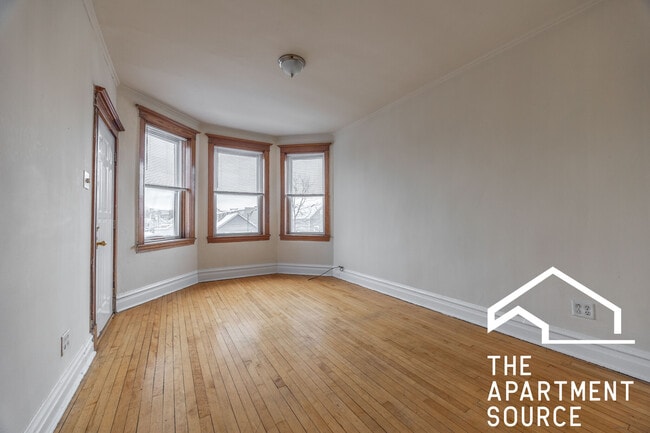 Photo - 2442 N Ashland Ave Unit 3