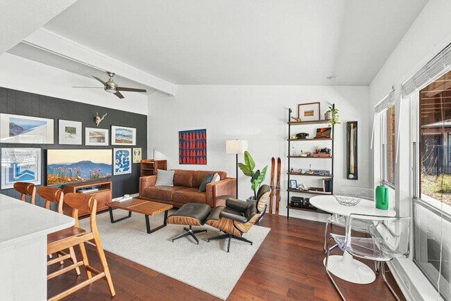 Photo - 5601 Woodrow Ave Unit 3-114