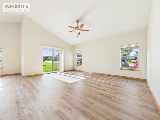 Photo - Single Level 3 Bedroom!