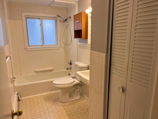 Photo - 49 Miller St