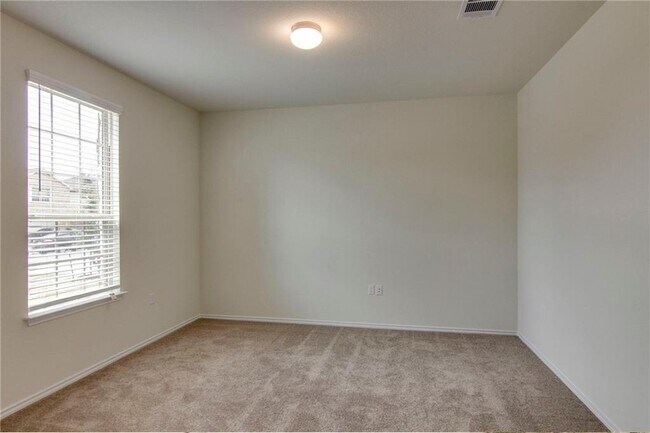 Photo - 11800 Eragon Dr