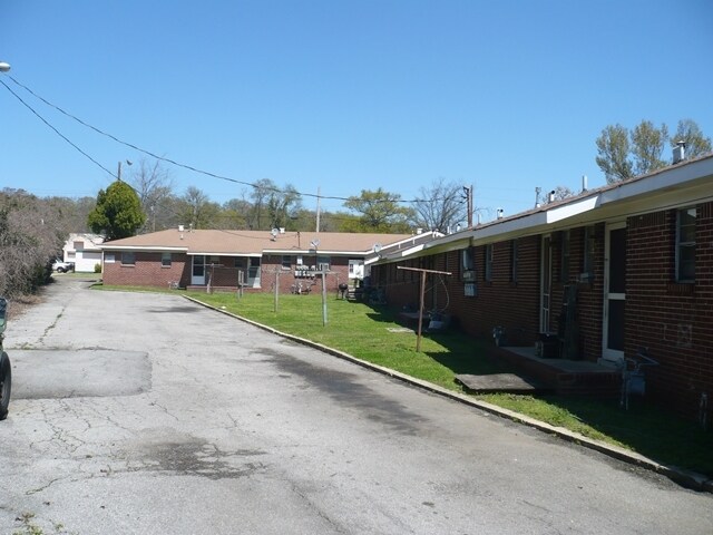 Photo - Stadium Court