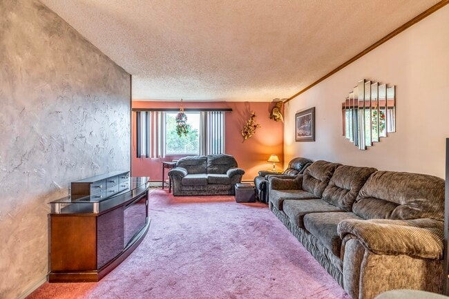 Photo - 90 Marlow Crt Unit 21