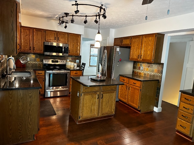 Photo - 8413 La Habra Ln