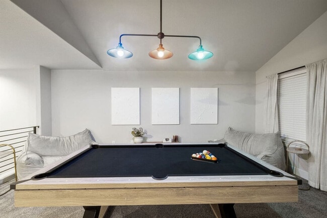 Photo - 11102 1/2 Charger Wy Unidad ID1363554P