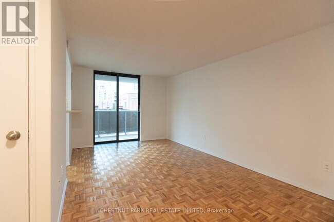 Photo - 20 St Patrick St Unit 715