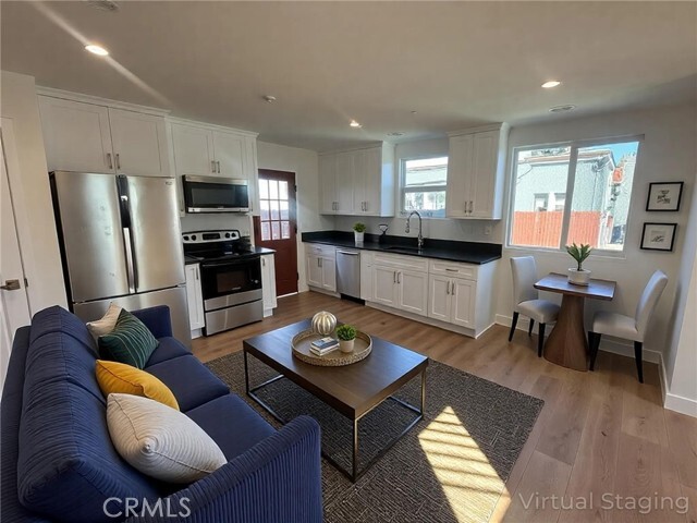 Photo - 8727 Dalton Ave