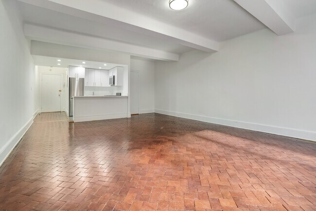 Photo - 160 W 73rd St Unit 2G