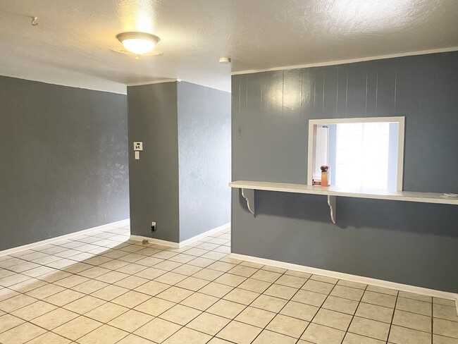 Photo - 1030 S 18th St