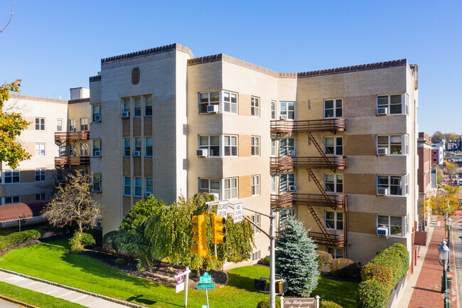 Ridgewood Commons - Ridgewood Commons