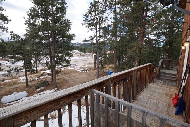 Photo - Charming 3 Bed, 2 Bath Rental in Morrison/...