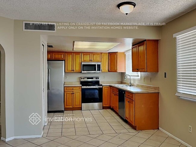Photo - 13802 N 45th Ave