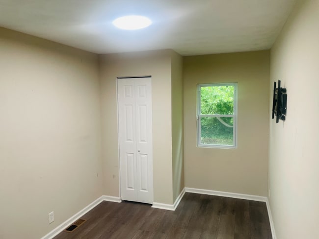 Photo - 2414 Cottage Ave