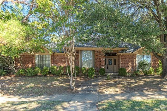 Building Photo - 3704 Westview Dr Rental