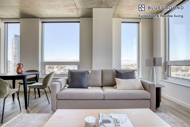 Photo - 210 8th Ave N Unidad FL21-ID492