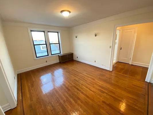 Photo - 124 Parrott Pl