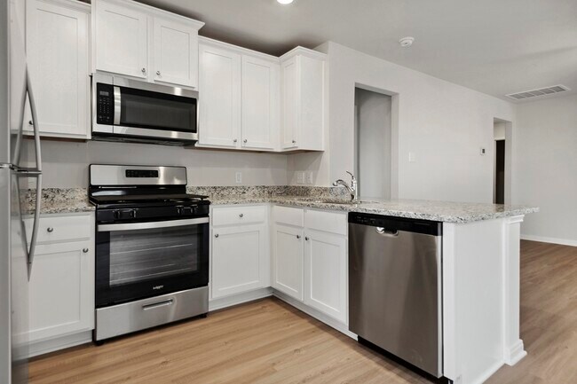 Photo - 15830 Berry Hl Dr