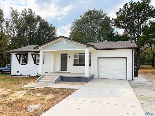 Photo - 3842 Maysville Rd NE