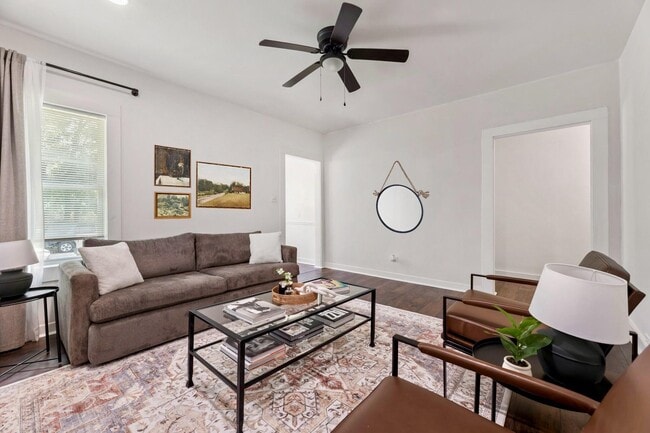 Photo - 1010 Long St