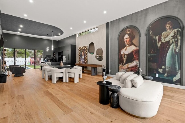 Photo - 400 NW 49th St