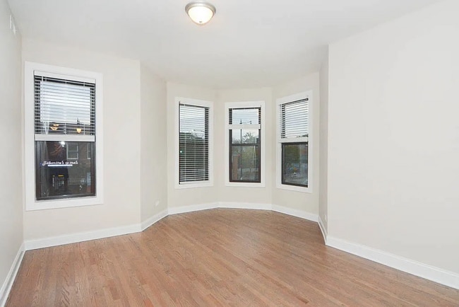 Photo - 3409 W Fullerton Ave Unit 2