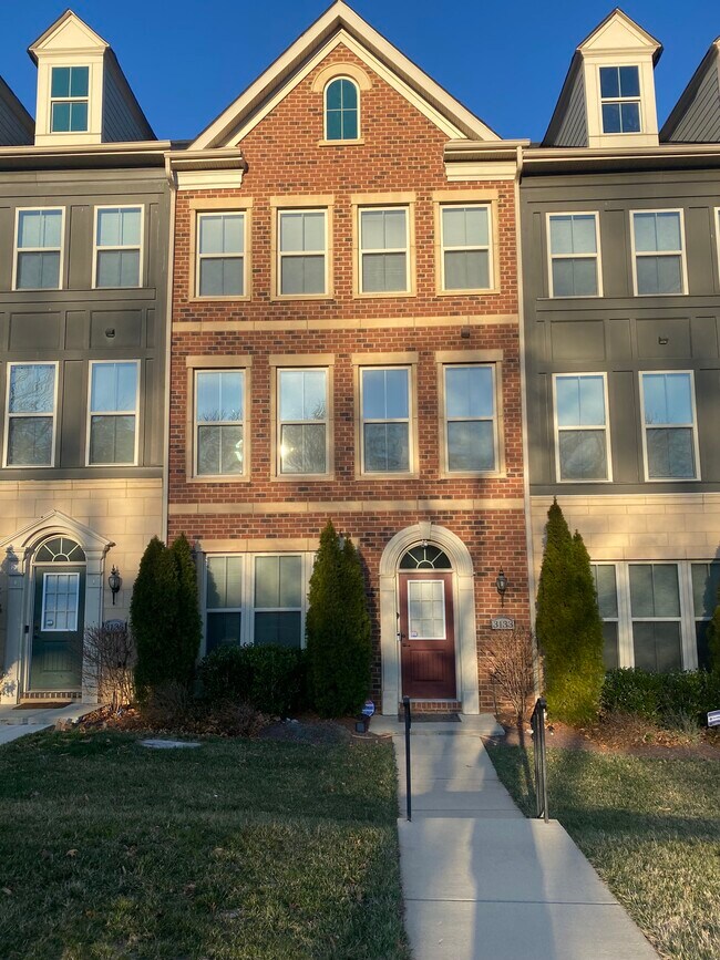 3133 Fort Lincoln Dr NE Townhome Townhome Rental in Washington DC
