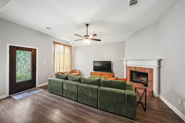 Photo - 11307 Alcott Dr