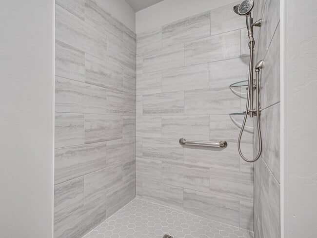 Photo - 5816 Goldfinger Rd Unit A - The Turner - Guest House